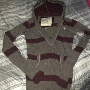 Abercrombie & Fitch Hooded Sweater Size XS
